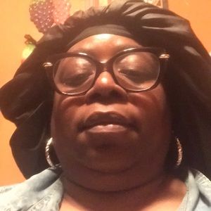 Meet your Posher, Catherine